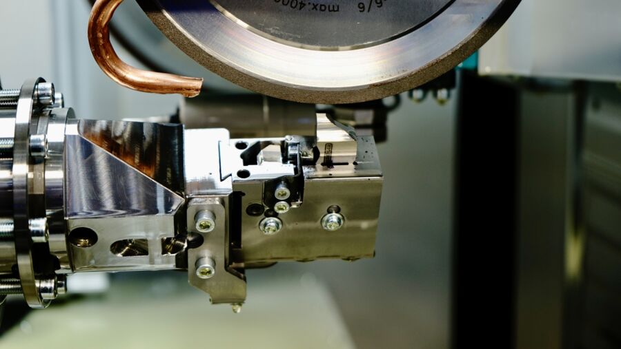 Top-notch hook insert plate, ground with the Sirius NGS