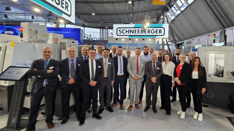 Team SCHNEEBERGER during...